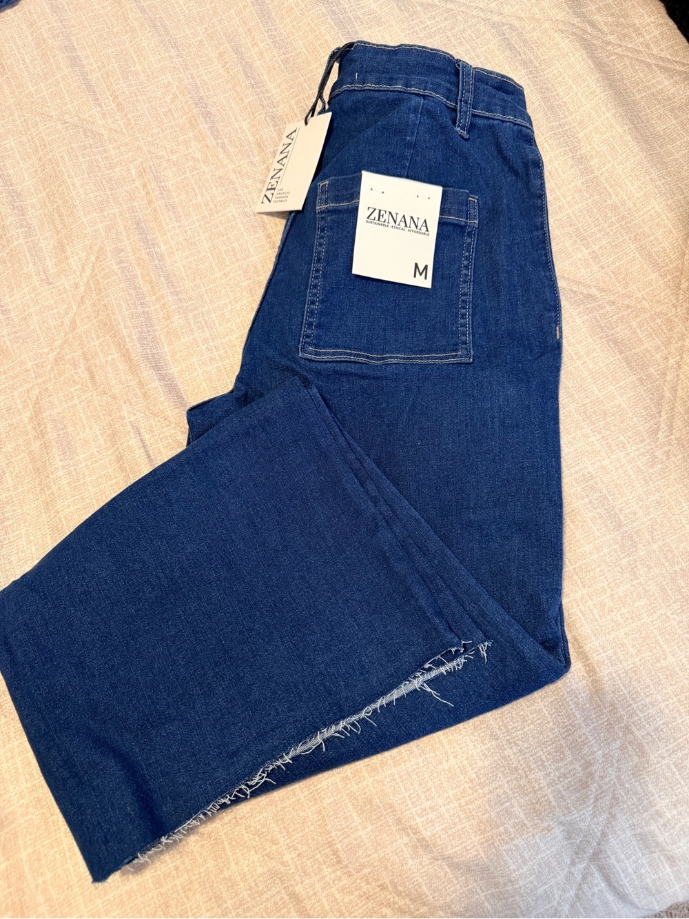 Zenana Outfitters Women’s Dark Blue Wide Leg Jeans